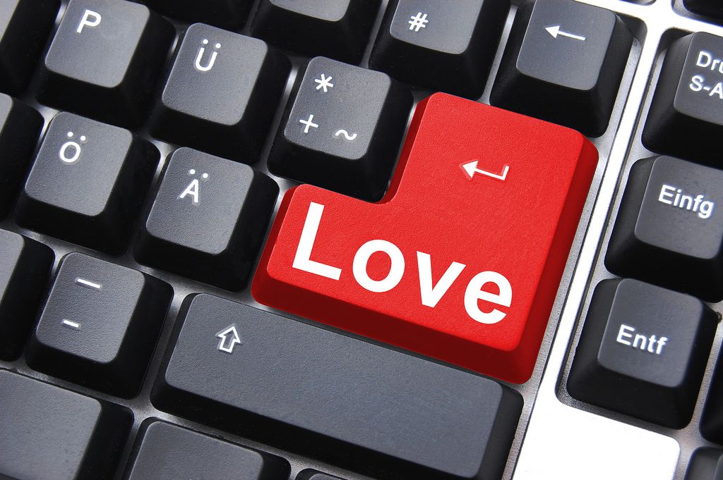 Amorpulse: Revealing the Quest for Love